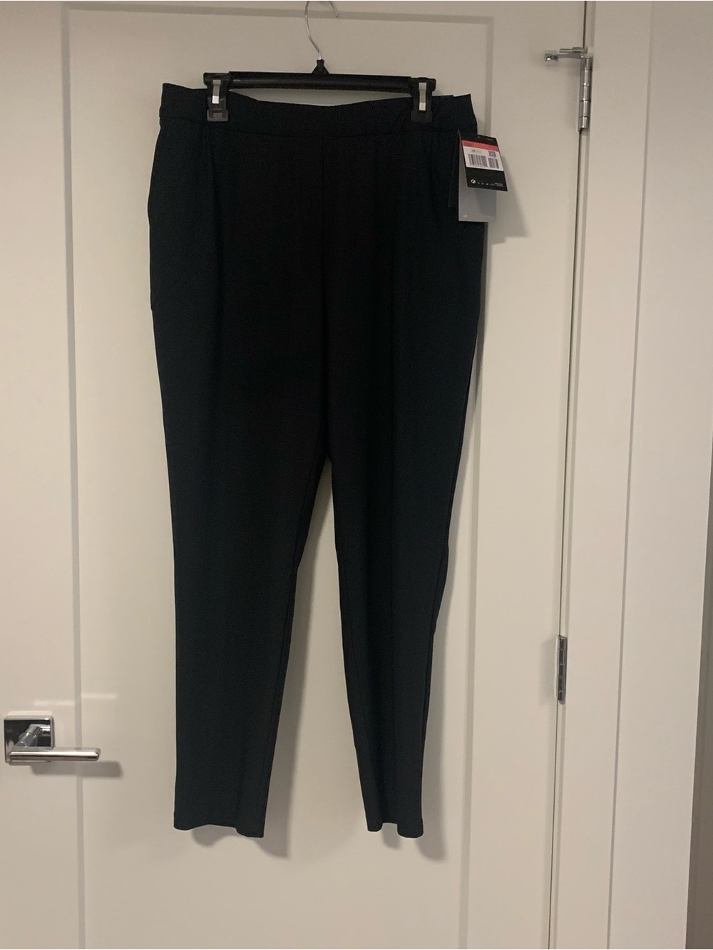 Nike Flex Women’s Tailored black Pants - size L